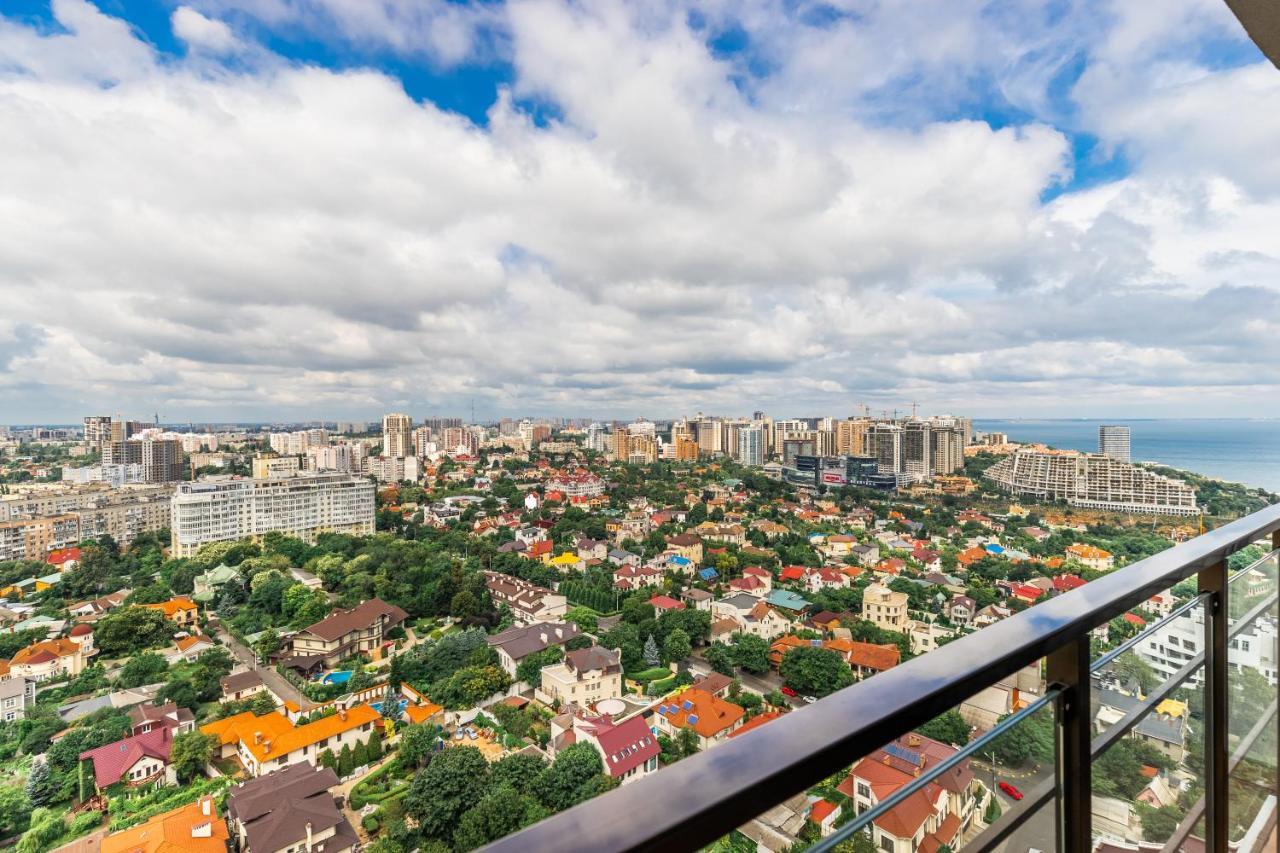 Razor Apartment With Terrace, Kamanina Одеса Екстер'єр фото